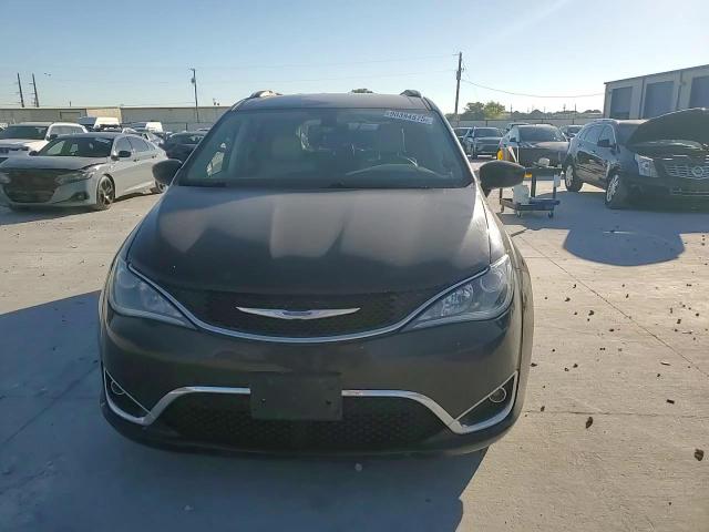 2017 Chrysler Pacifica Touring L Plus VIN: 2C4RC1EG5HR587565 Lot: 90394575