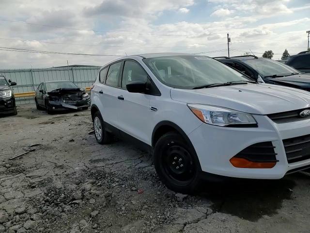 2016 Ford Escape S VIN: 1FMCU0F72GUC66222 Lot: 90760605
