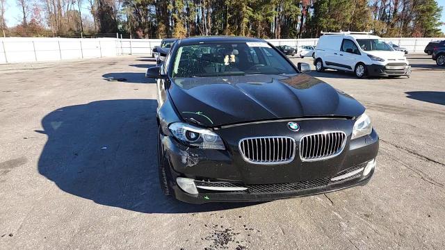 2013 BMW 528 Xi VIN: WBAXH5C52DD111236 Lot: 94163855