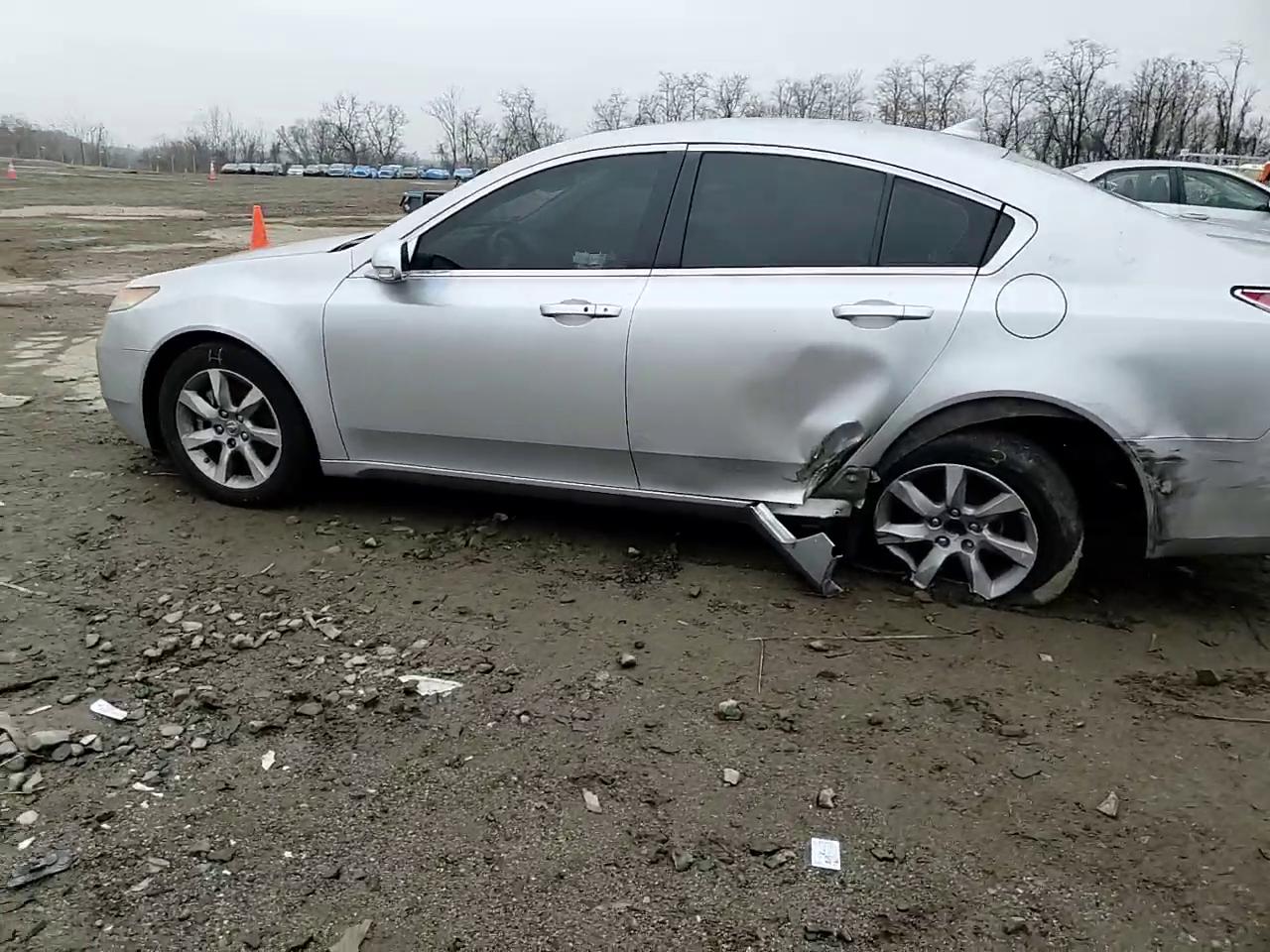 Фото: 19UUA8F51CA027370