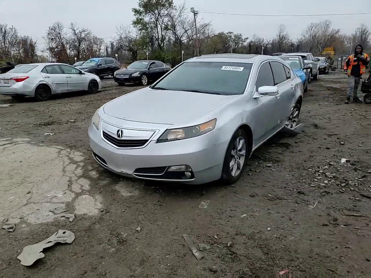 Фото: 19UUA8F51CA027370