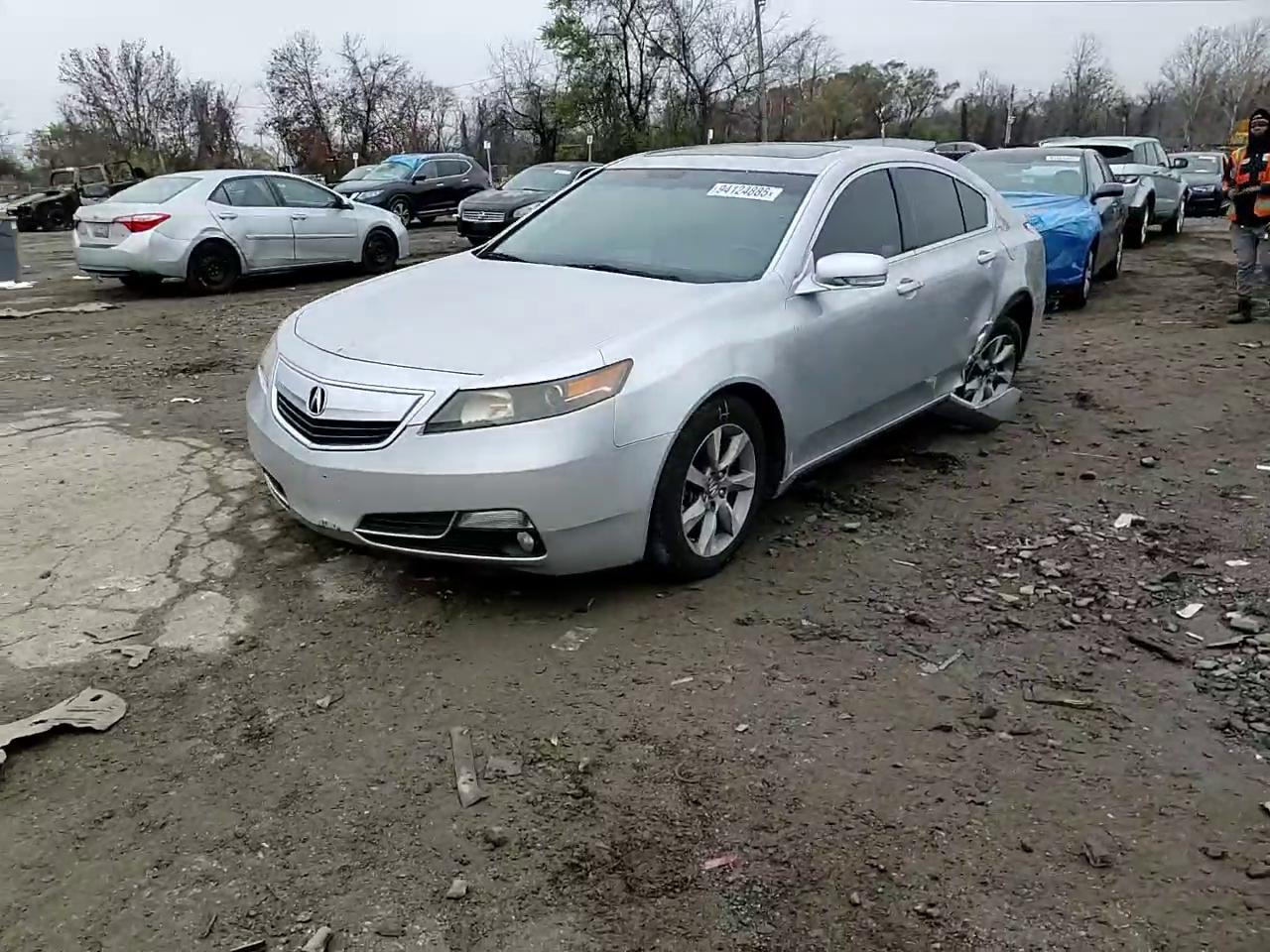 Фото: 19UUA8F51CA027370