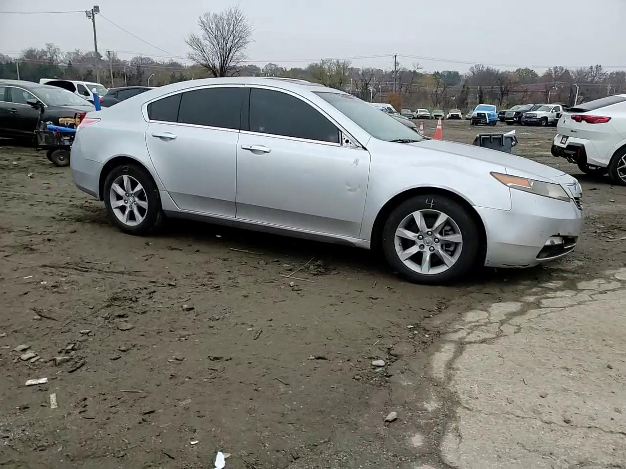 Фото: 19UUA8F51CA027370