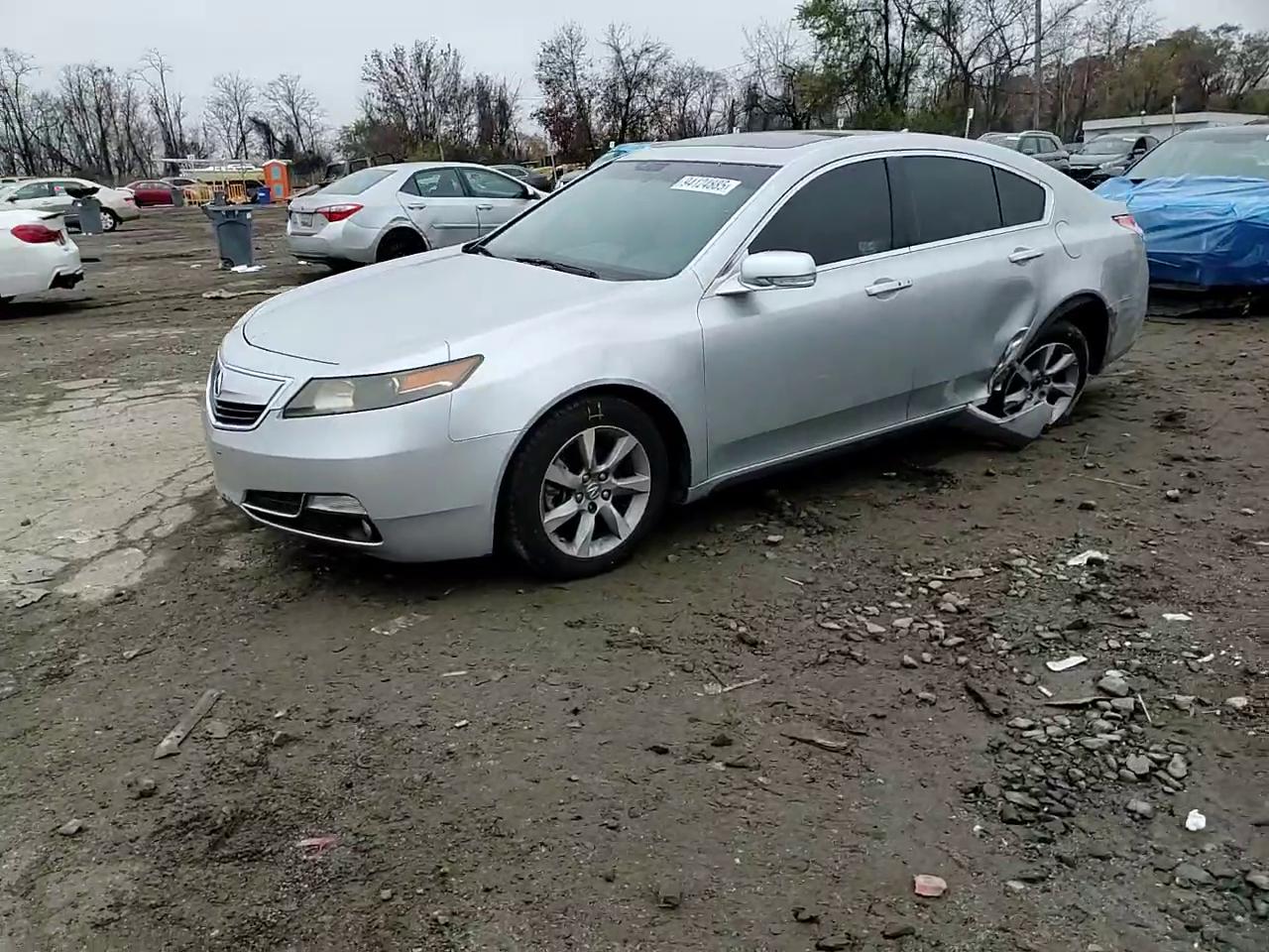 Фото: 19UUA8F51CA027370