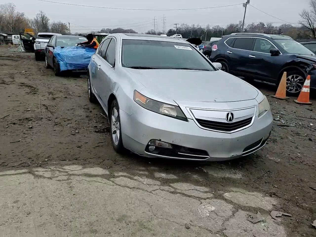 Фото: 19UUA8F51CA027370