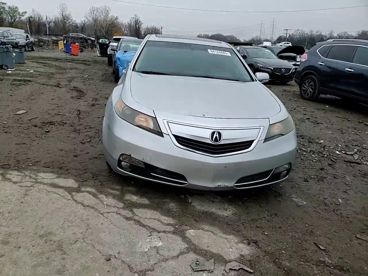 Фото: 19UUA8F51CA027370