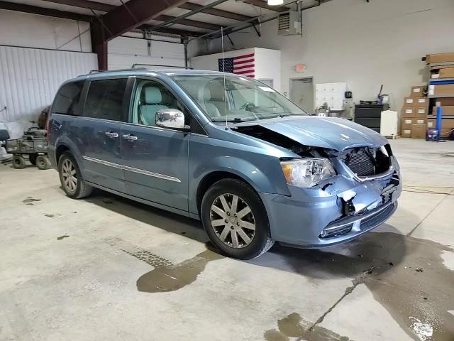 2011 Chrysler Town & Country Touring L VIN: 2A4RR8DG5BR714437 Lot: 92791755