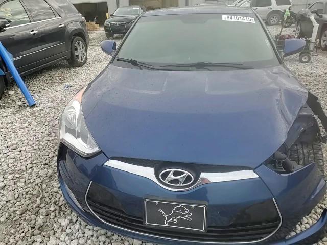 2017 Hyundai Veloster VIN: KMHTC6AD5HU322657 Lot: 94101415