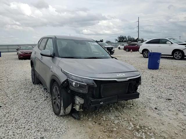 2022 Kia Seltos Lx VIN: KNDEPCAA5N7323968 Lot: 93399915