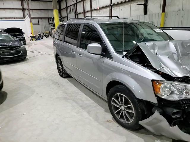 2017 Dodge Grand Caravan Sxt VIN: 2C4RDGCGXHR760337 Lot: 91861645