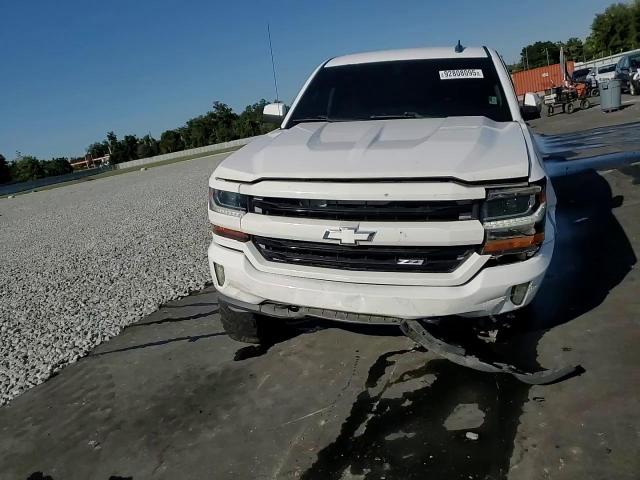 2017 Chevrolet Silverado K1500 Lt VIN: 3GCUKREC7HG132232 Lot: 92808095
