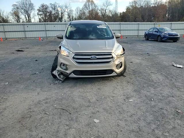 2017 Ford Escape Se VIN: 1FMCU9GDXHUE12232 Lot: 90255875