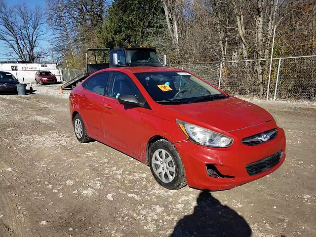 2013 Hyundai Accent Gls VIN: KMHCT4AE8DU288771 Lot: 92631985
