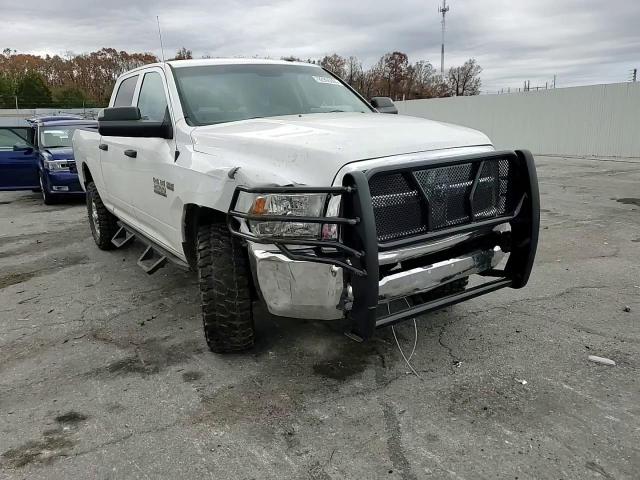 2015 Ram 2500 St VIN: 3C6UR5CJ0FG587031 Lot: 92995005