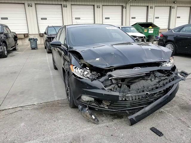 2018 Ford Fusion Se VIN: 3FA6P0HD5JR196165 Lot: 92192595