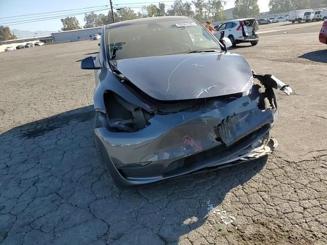 2023 Tesla Model Y VIN: 7SAYGDEE7PA039805 Lot: 90583185