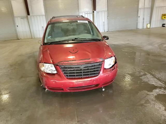 2005 Chrysler Town & Country Touring VIN: 2C4GP54L45R524342 Lot: 90335975