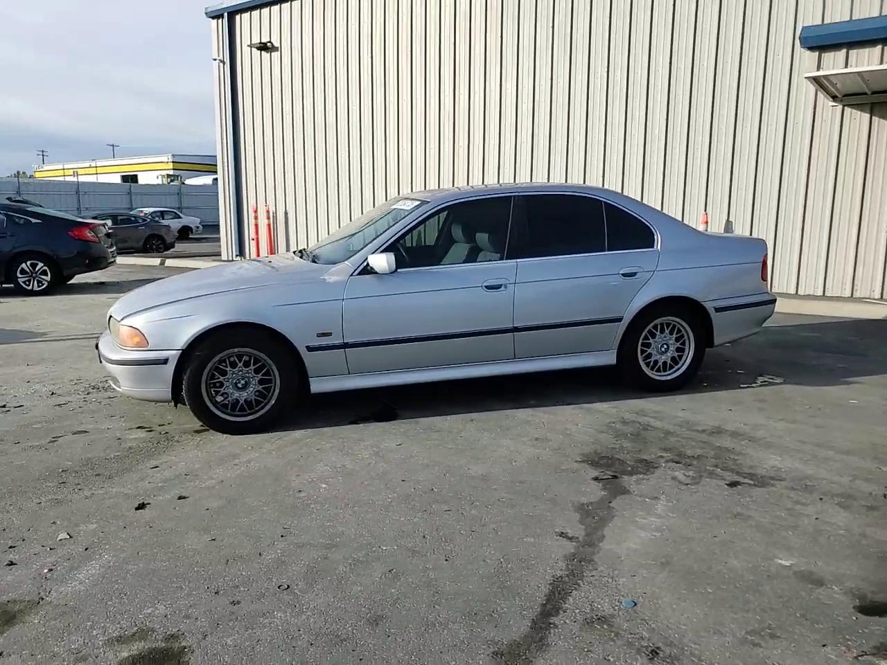 Фото: WBADM6347YGU29899