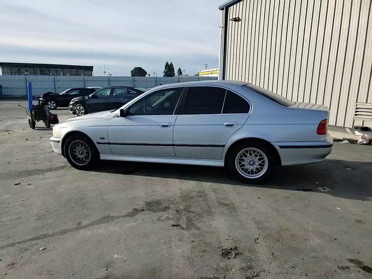 Фото: WBADM6347YGU29899