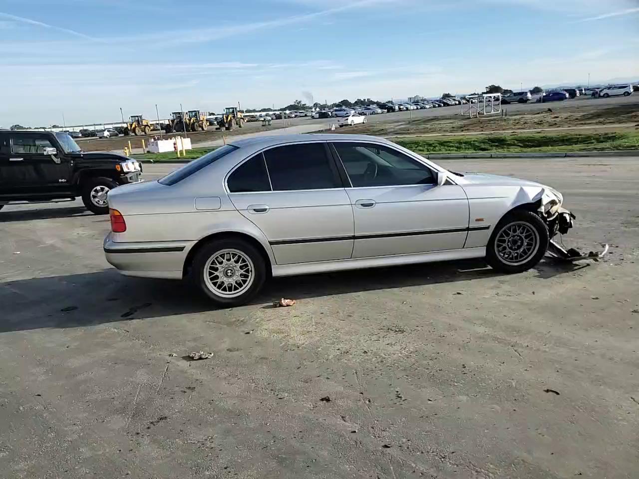 Фото: WBADM6347YGU29899