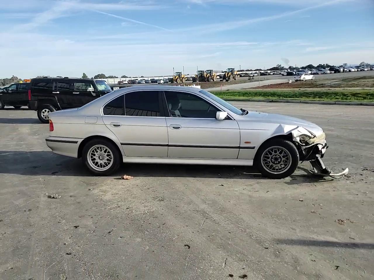 Фото: WBADM6347YGU29899