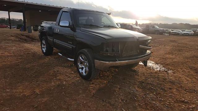 1999 Chevrolet Silverado K1500 VIN: 1GCEK14T2XZ198080 Lot: 93820005