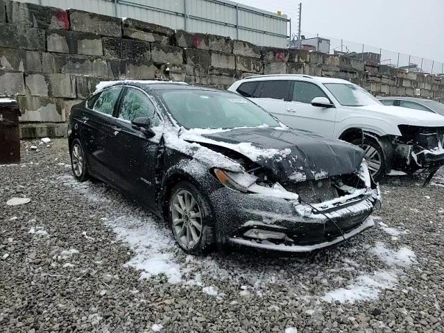 2017 Ford Fusion Se Hybrid VIN: 3FA6P0LU4HR245597 Lot: 92232445