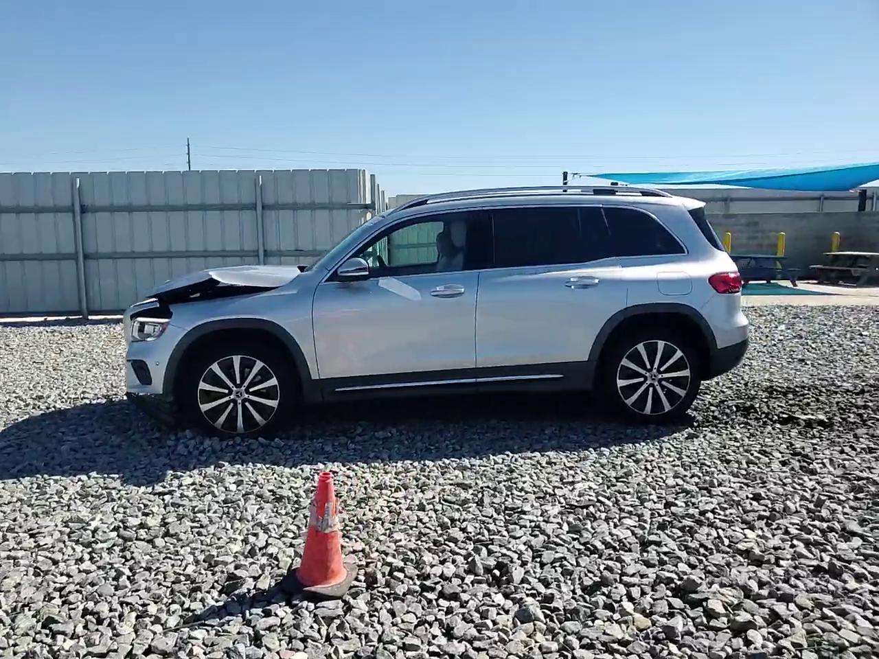 Фото: W1N4M4GB9MW162726