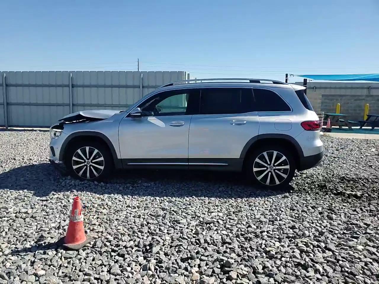 Фото: W1N4M4GB9MW162726