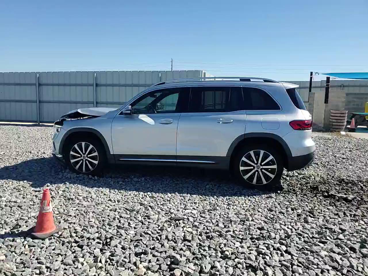 Фото: W1N4M4GB9MW162726