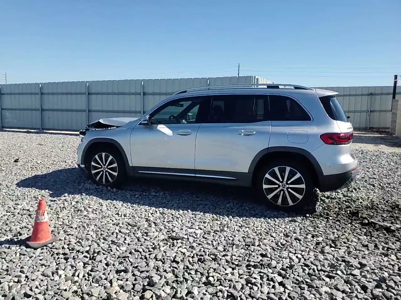 Фото: W1N4M4GB9MW162726