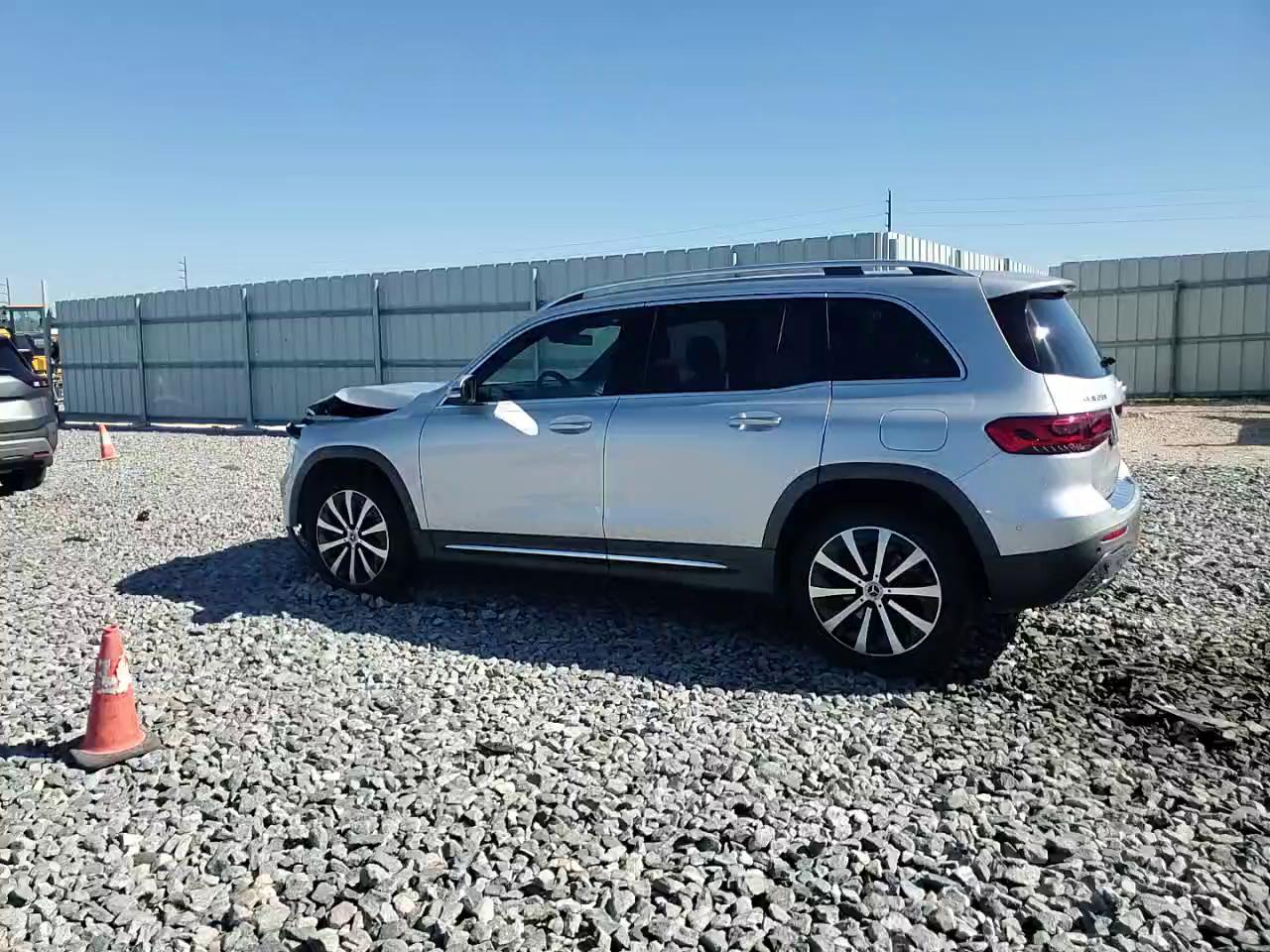 Фото: W1N4M4GB9MW162726