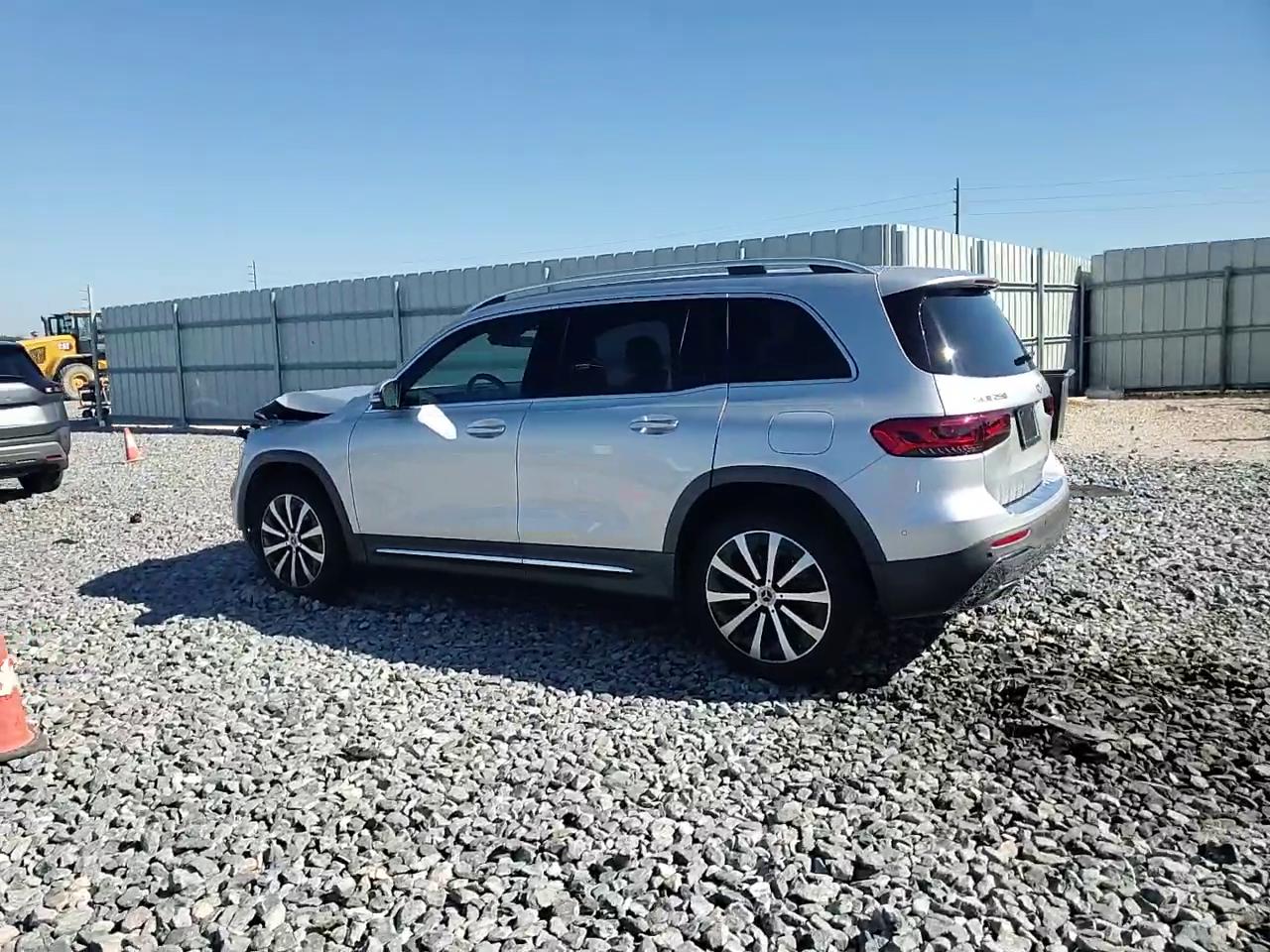 Фото: W1N4M4GB9MW162726