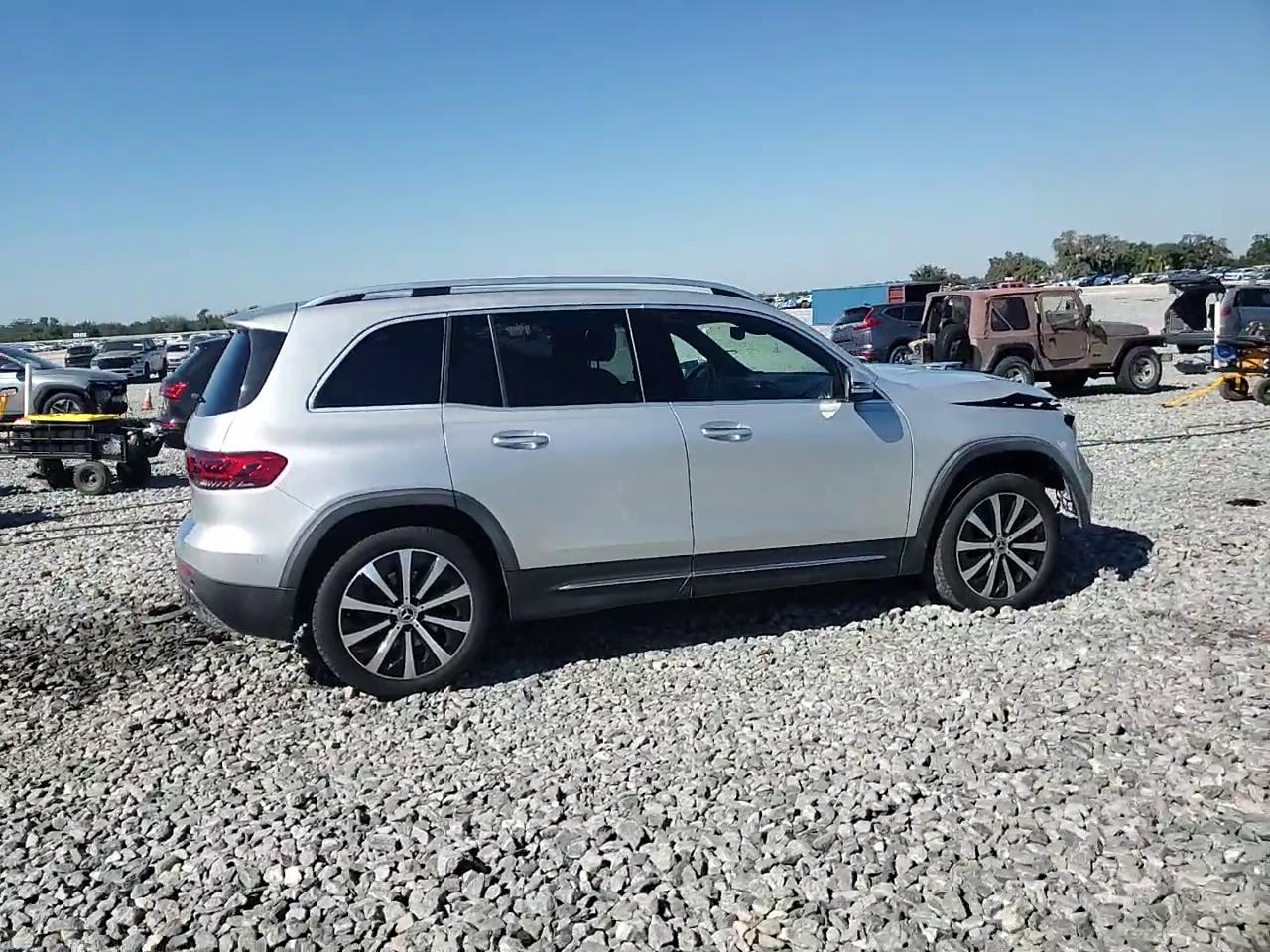 Фото: W1N4M4GB9MW162726