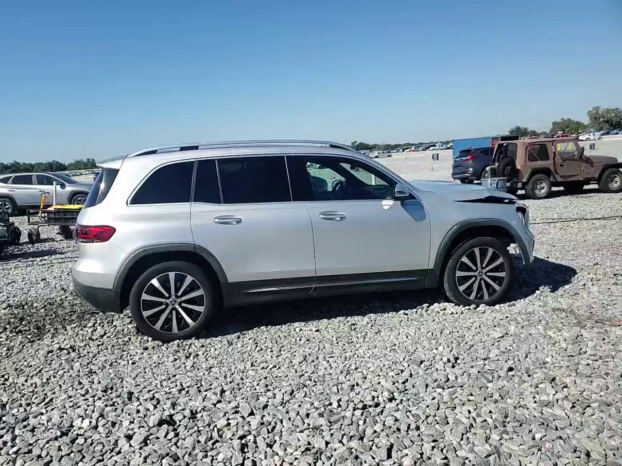 Фото: W1N4M4GB9MW162726