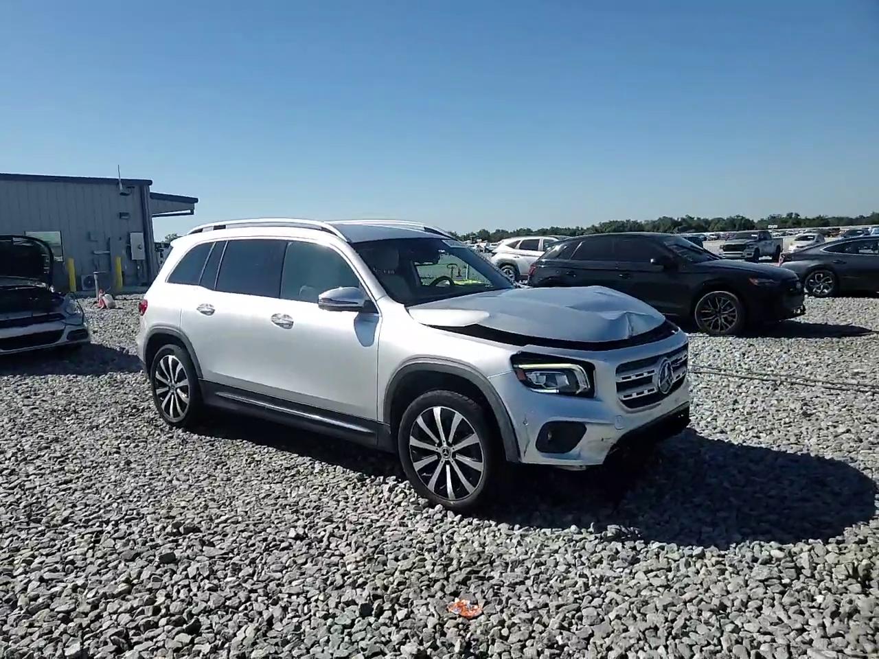 Фото: W1N4M4GB9MW162726