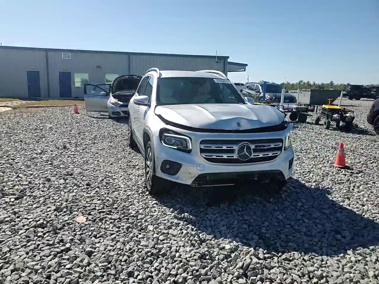 Фото: W1N4M4GB9MW162726