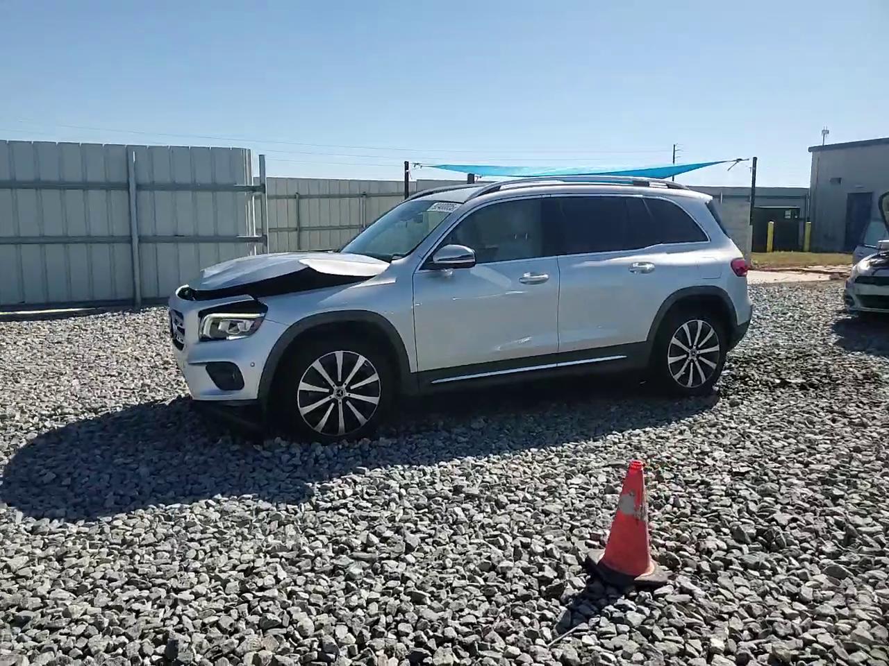 Фото: W1N4M4GB9MW162726