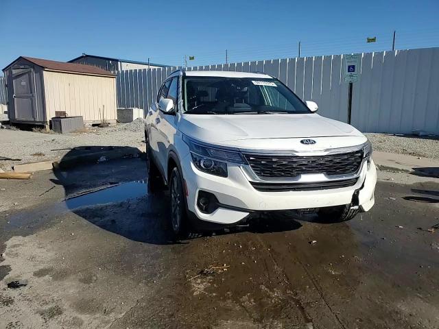 2021 Kia Seltos S VIN: KNDEUCAA6M7227015 Lot: 92116375