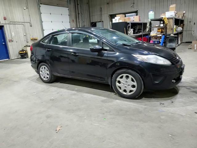 2013 Ford Fiesta S VIN: 3FADP4AJ8DM157621 Lot: 93279145