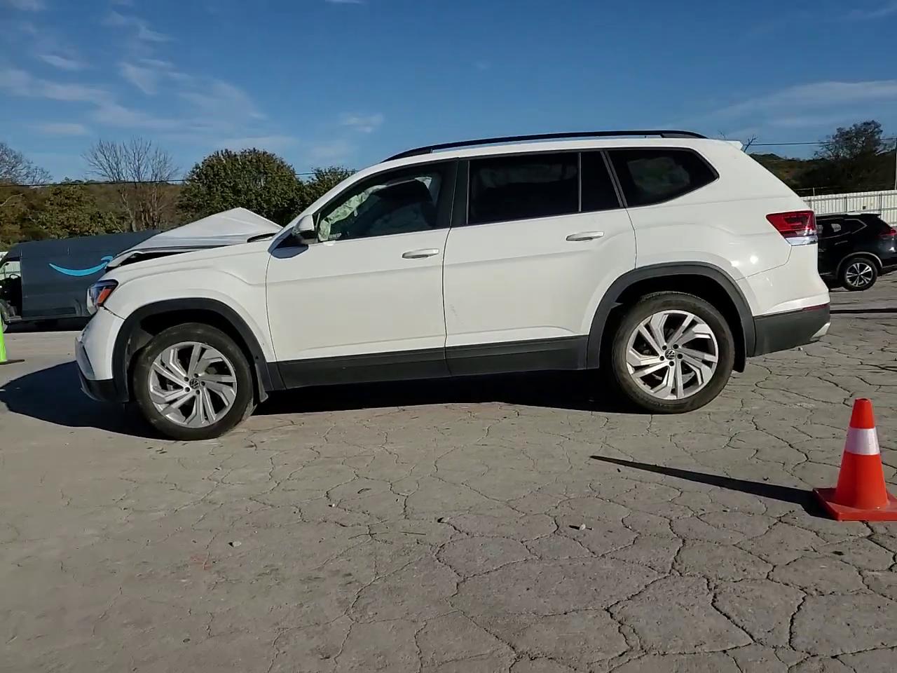 Фото: 1V2KR2CA2NC552439