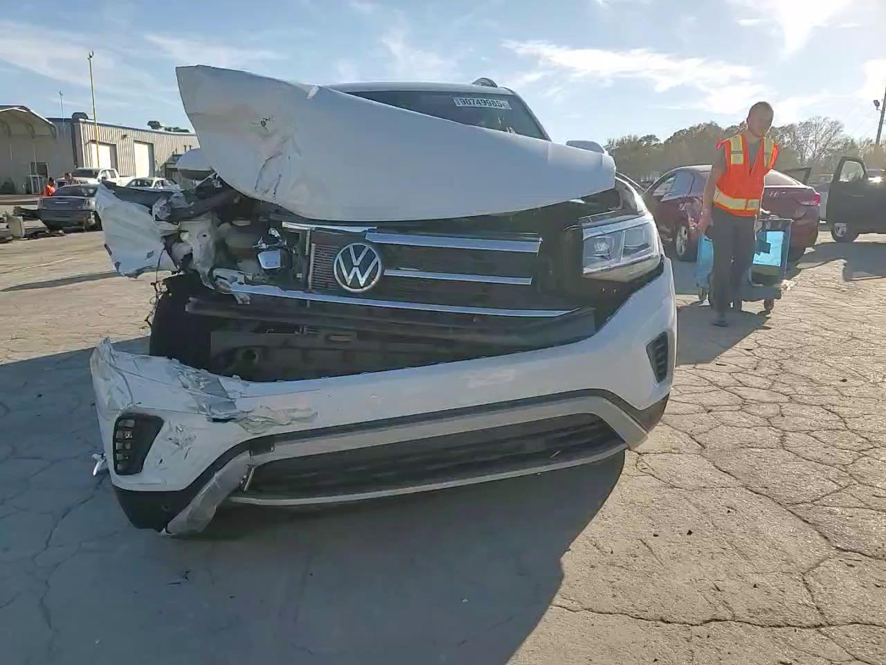 Фото: 1V2KR2CA2NC552439