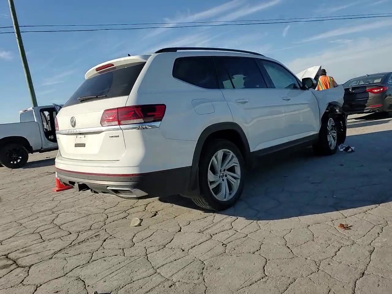 Фото: 1V2KR2CA2NC552439