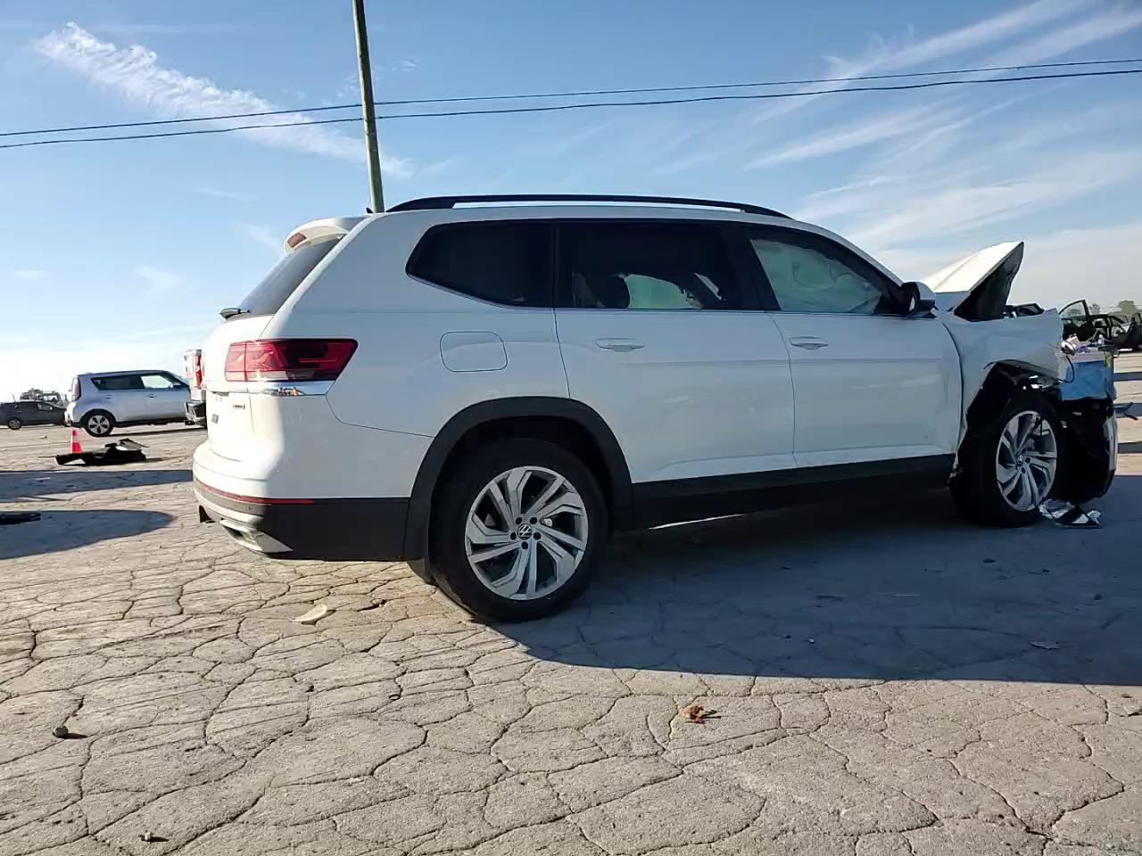 Фото: 1V2KR2CA2NC552439