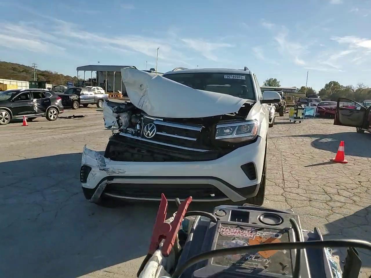 Фото: 1V2KR2CA2NC552439