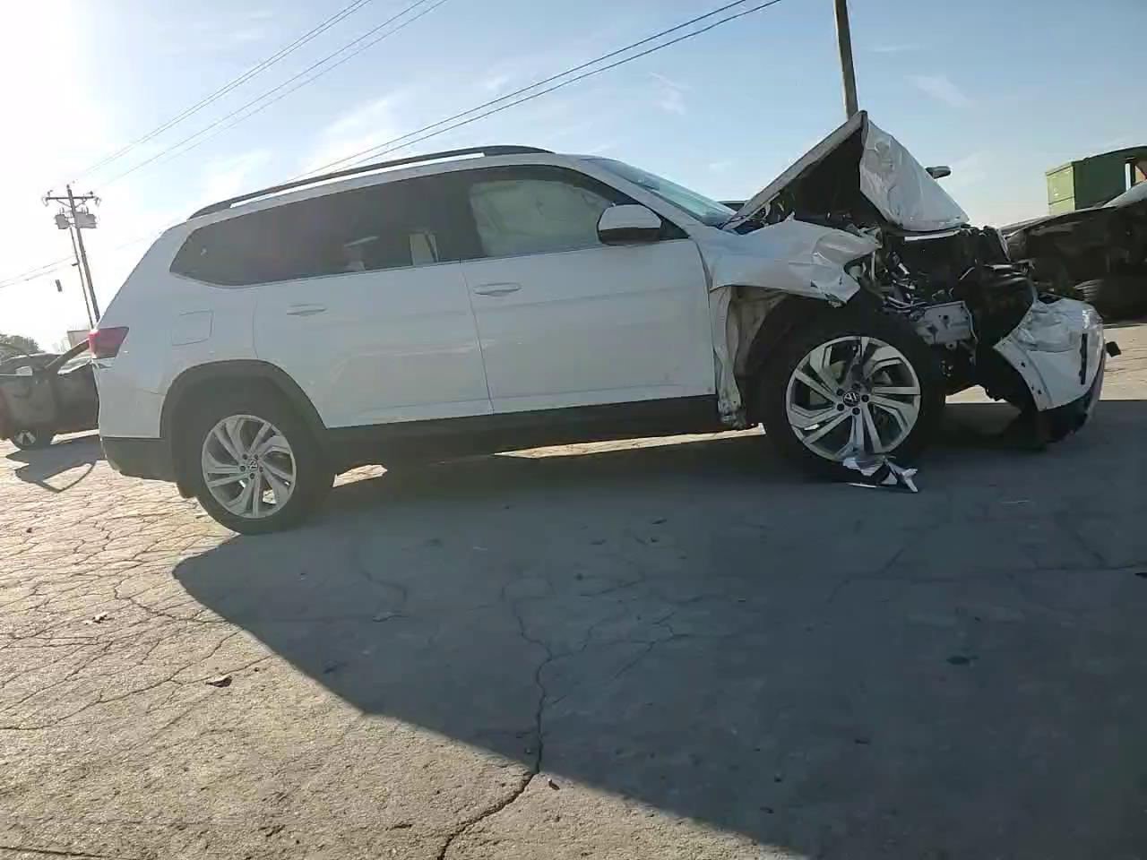 Фото: 1V2KR2CA2NC552439