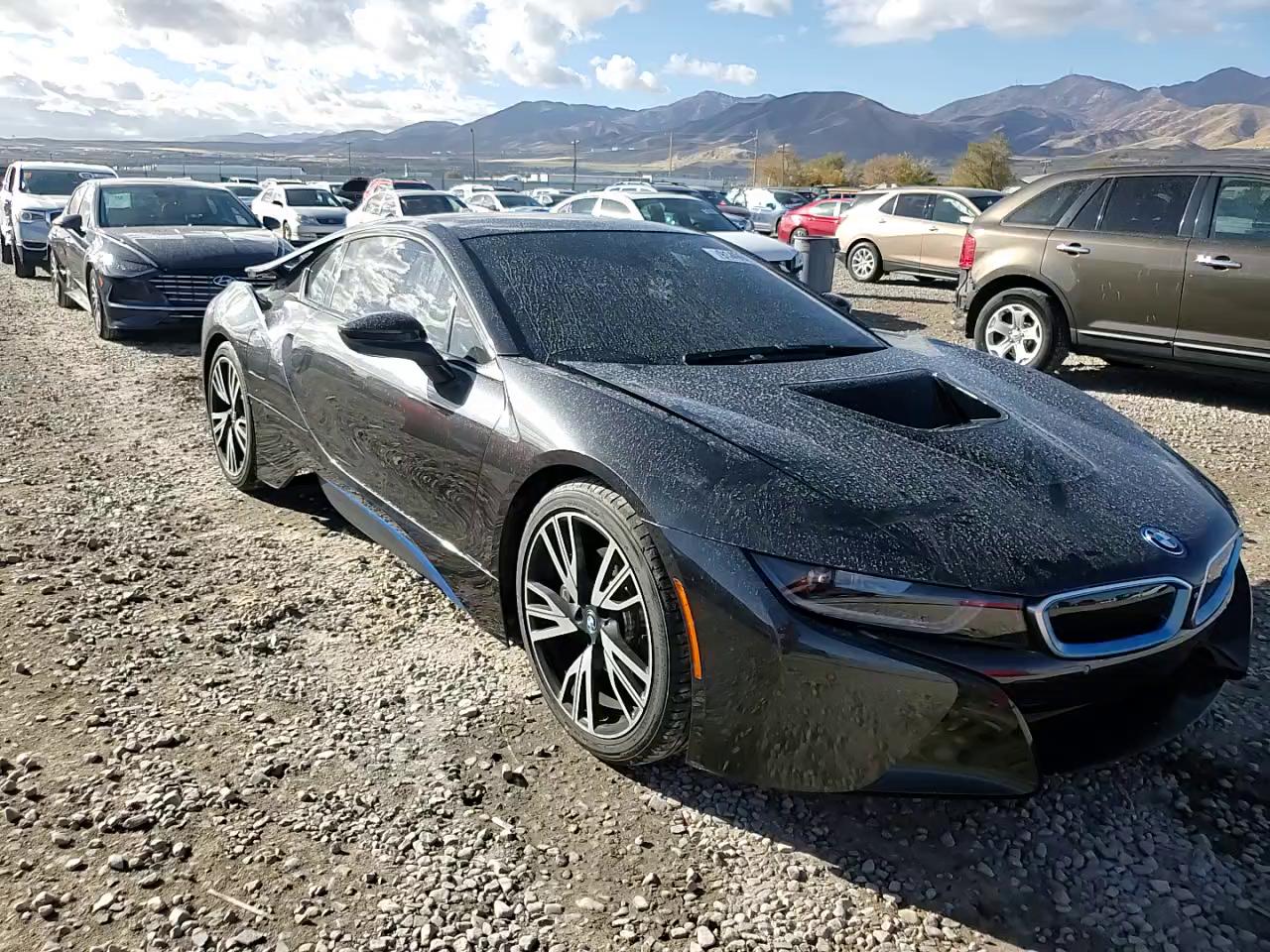 Фото: WBY2Z2C52FV392684