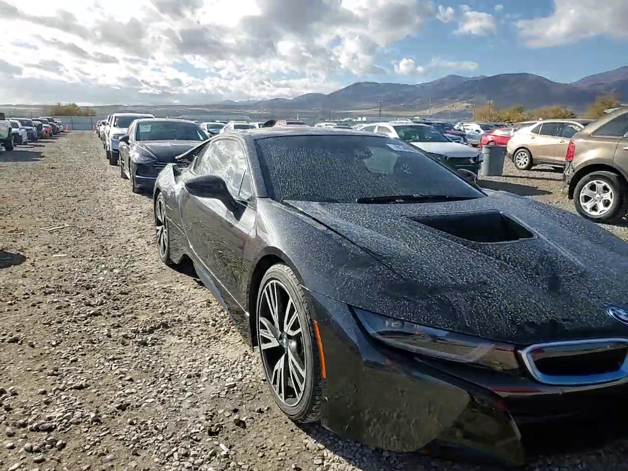 Фото: WBY2Z2C52FV392684