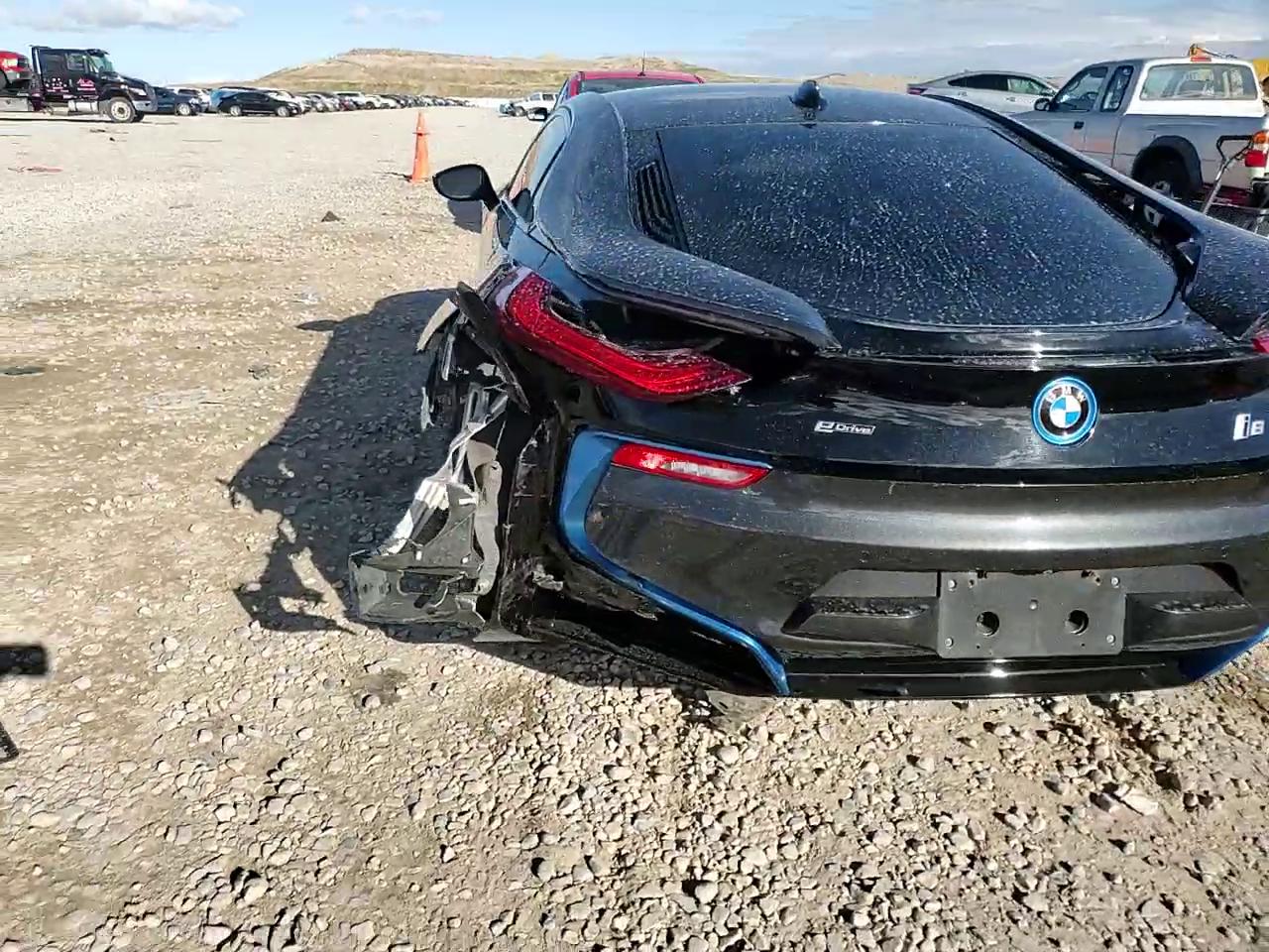 Фото: WBY2Z2C52FV392684