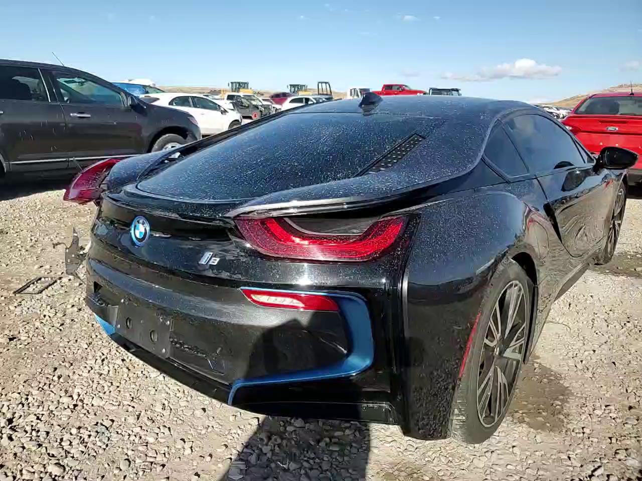 Фото: WBY2Z2C52FV392684